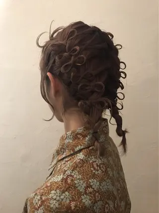 ミディアム カラー ヘアアレンジ BRUNTJET所属・MAEDA MADOKAのヘアスタイル