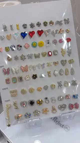 ネイル wooone所属・鶴橋wooone nail.rieのネイルデザイン