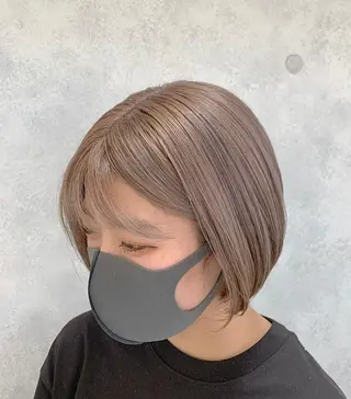 ショート カラー ブリーチソムリエ認定 梅田茶屋町Eir辻のヘアスタイル