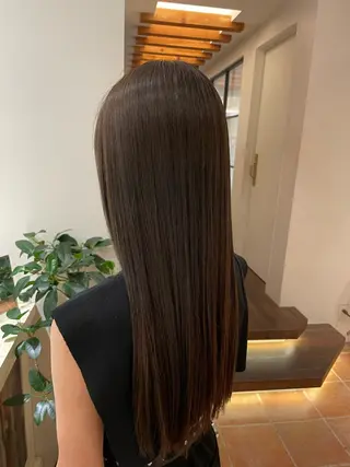 ロング イシバシ ミナミのヘアスタイル