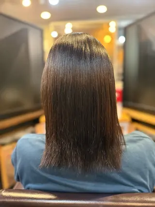 ミディアム 1+unplus所属・高杉 愛のヘアスタイル