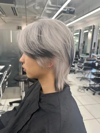 カラー 高橋 沙央のヘアスタイル