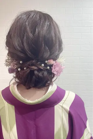 ヘアアレンジ GRANLUSSO 〜グランルッソ駅前店所属・木口 嘉美のヘアスタイル