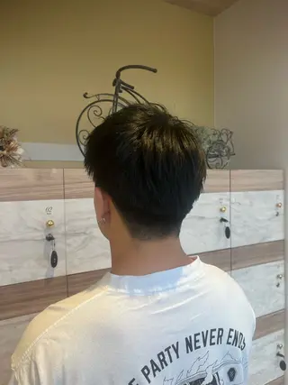 カラー 井 上のヘアスタイル