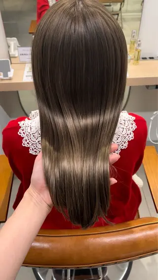 ロング カラー Kasumi | くすみブラウン×渋谷のヘアスタイル