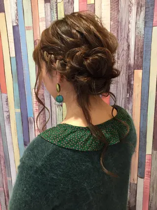 セミロング ヘアアレンジ 髙尾 綺女のマツエク・マツパデザイン