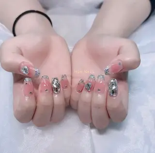 ネイル Hin Nail Osaka所属・Hin Nailsのネイルデザイン