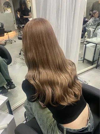 ロング XELM_ Aoiのヘアスタイル