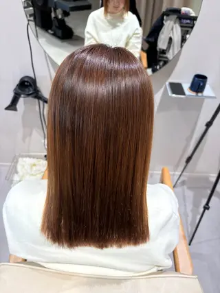 ミディアム 井山 葵のヘアスタイル
