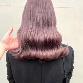 ミディアム カラー ヘアアレンジ 八巻 晴香のヘアスタイル