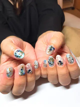 ネイル 木槿所属・吉冨 光恵のネイルデザイン