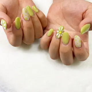 ネイル Laki nailのネイルデザイン