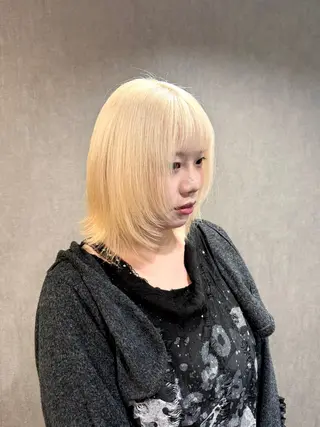 ミディアム ハイトーンカラー 縮毛矯正/ジャックのヘアスタイル