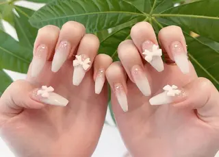 ネイル RiRi  ネイルサロンのネイルデザイン