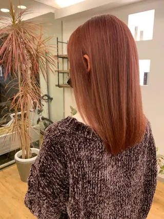 セミロング カラー ヘアアレンジ un.le.pont ルカ  🎨のヘアスタイル