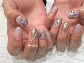 ミディアム m kaori𓃟のネイルデザイン