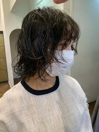 ミディアム パーマ 小川 光のヘアスタイル