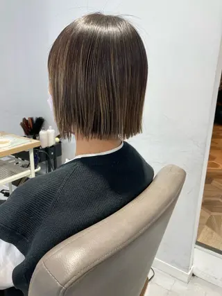 ショート カラー 🫧ゆうき🪽 髪質改善/ハイライトのヘアスタイル