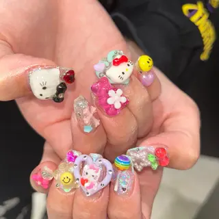 ネイル MODA MANAMIᵕ̈のネイルデザイン