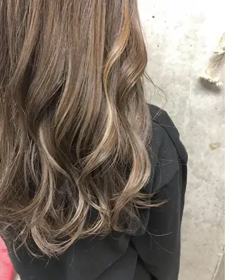 ロング カラー ヘアアレンジ clan所属・Satsuki ✂︎♡のヘアスタイル