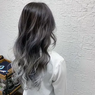 ロング 🥇近藤 恭輔🥇 Recharme新保のヘアスタイル