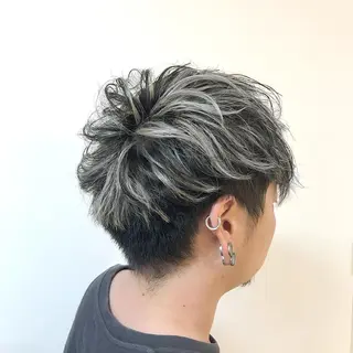メンズ カラー ショート 二狼  （じろう）のヘアスタイル