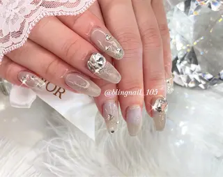 ネイル 23時まで❤︎韓国、 ワンホンネイルのネイルデザイン