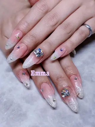 ネイル She   Nail所属・ISA_ BELLAのネイルデザイン