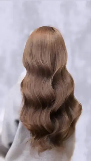 ロング カラー 🩵髪質改善🩵 韓国ヘア🩵花澤みりのヘアスタイル