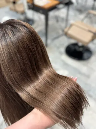 セミロング カラー 新宿透明感カラー 髪質改善/吉川怜奈のヘアスタイル