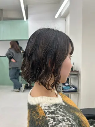 ショート パーマ aoba🩵 /コテ巻き風パーマのヘアスタイル
