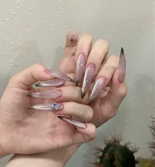 カラー U.mi Nail Salonのネイルデザイン