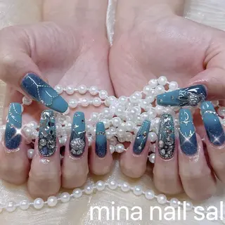 カラー queens nailsalonのネイルデザイン