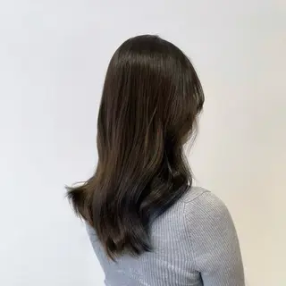 ミディアム カラー Cerc 髪質改善 ユリカ 🪽のヘアスタイル