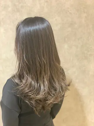 セミロング Lamp所属・ショート／透明感 カラー加治竜汰💡のヘアスタイル