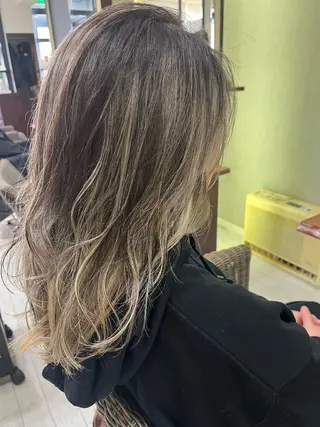 セミロング ママ美容師 ＊ヒマワリのヘアスタイル