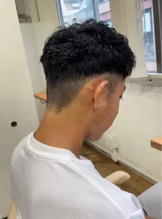 メンズ YUKI 新宿 カット/パーマのヘアスタイル