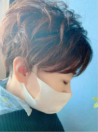 ショート パーマ ✨白髪ぼかし 🍀MINAKO☆のヘアスタイル