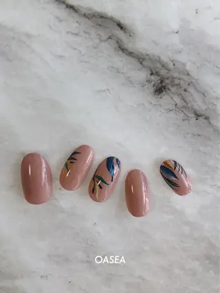 ネイル 🌞💜 KAORI 🌴のネイルデザイン