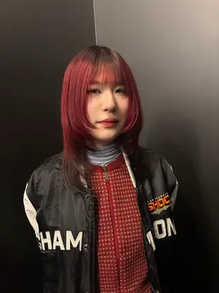 ミディアム ハイトーン×デザイン 🪽🫧HIKARIのヘアスタイル