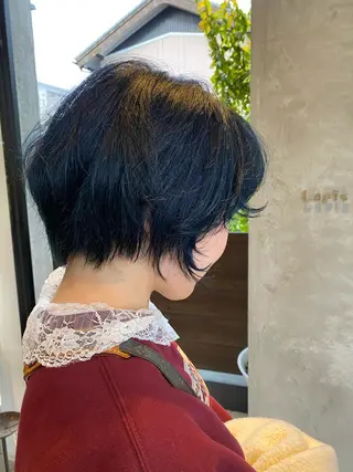 ショート カラー DEE okazakiのヘアスタイル