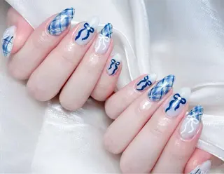 ネイル Aura  Nail 長さだし/パラジェルのネイルデザイン