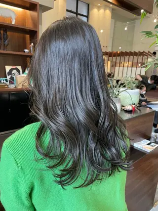 セミロング AFFECTiONERY所属・miyabu momokaのマツエク・マツパデザイン