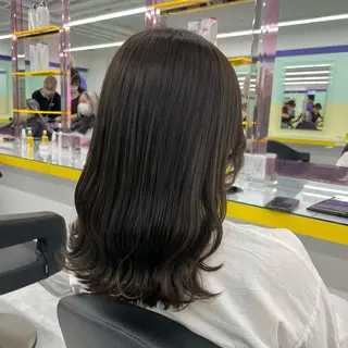 ミディアム カラー ヘアアレンジ ☁️縮毛矯正✖️ 透明感☁️りくのヘアスタイル
