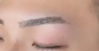 メンズ アイブロウ une FEMINの眉毛・アイブロウイメージ