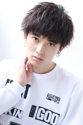 ショート カラー メンズ 赤み消し🌿 透明感カラー🫧のヘアスタイル