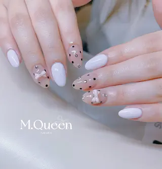 ネイル MQueen ネイルサロンマルのネイルデザイン