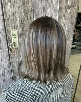 ミディアム カラー N-plants 楓のヘアスタイル