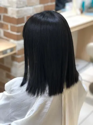 カラー SHIRATORI MITSUKIのヘアスタイル