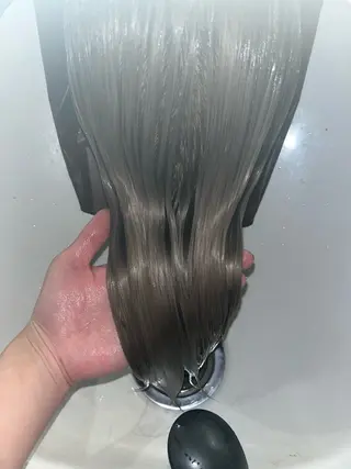 カラー Agu academy YAMAGATA所属・荒木 美沙樹のヘアスタイル